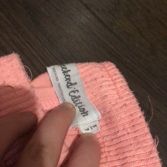 Pink pants and sweater set - Picture 3 of 3